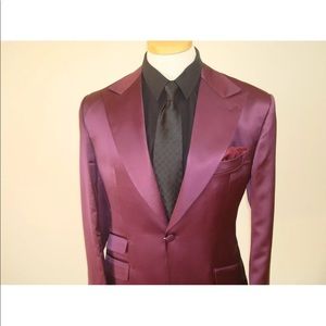 Plum Ariston silk suit with wide peak lapel